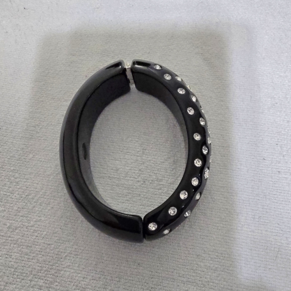 Vtg Kenneth Jay Lane Black Ova Lucite Hinged Brac… - image 2